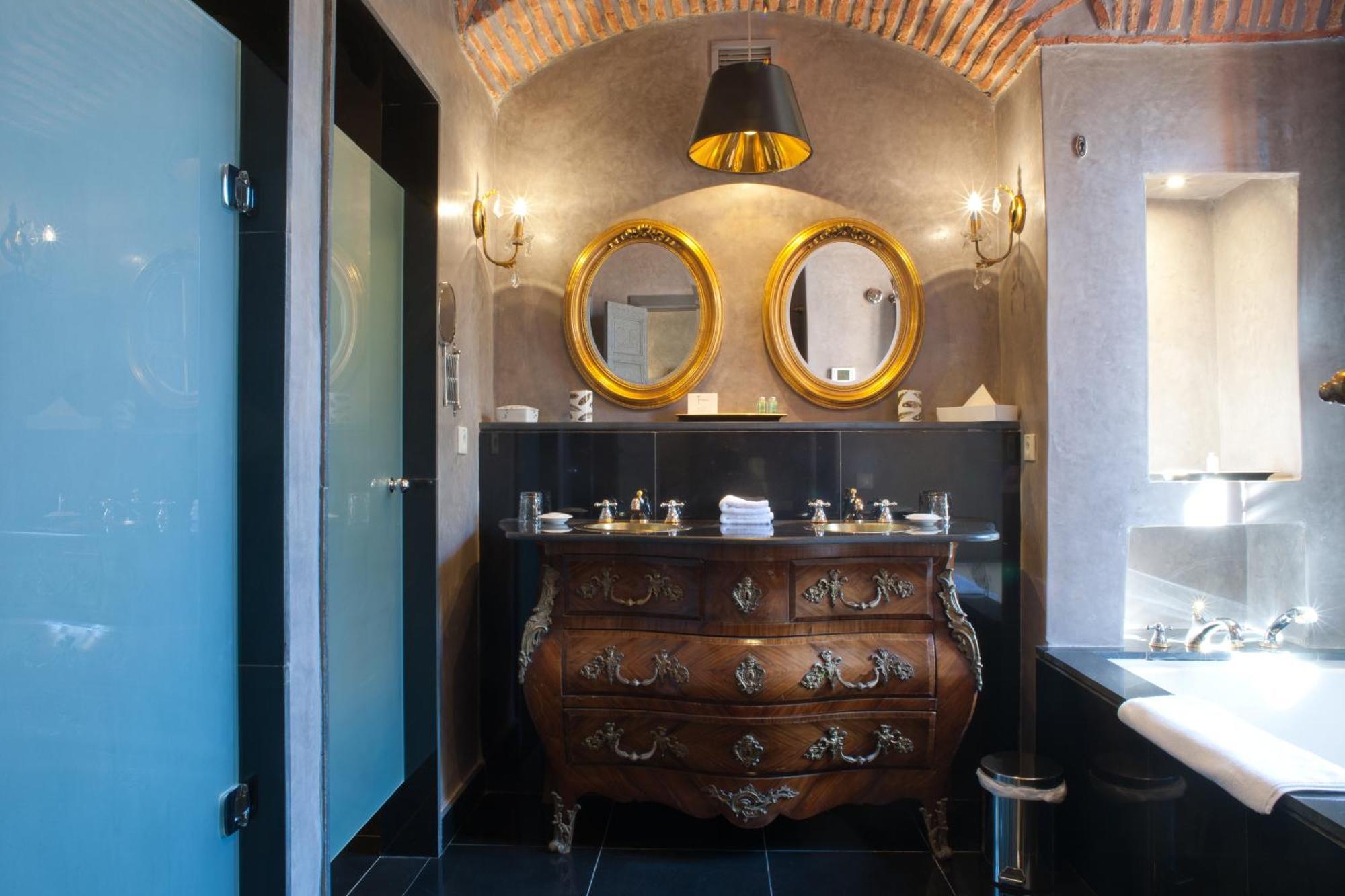 ホテル チグミザ スイーツ&パビリオンズ Ouled Jelal エクステリア 写真 Bathroom