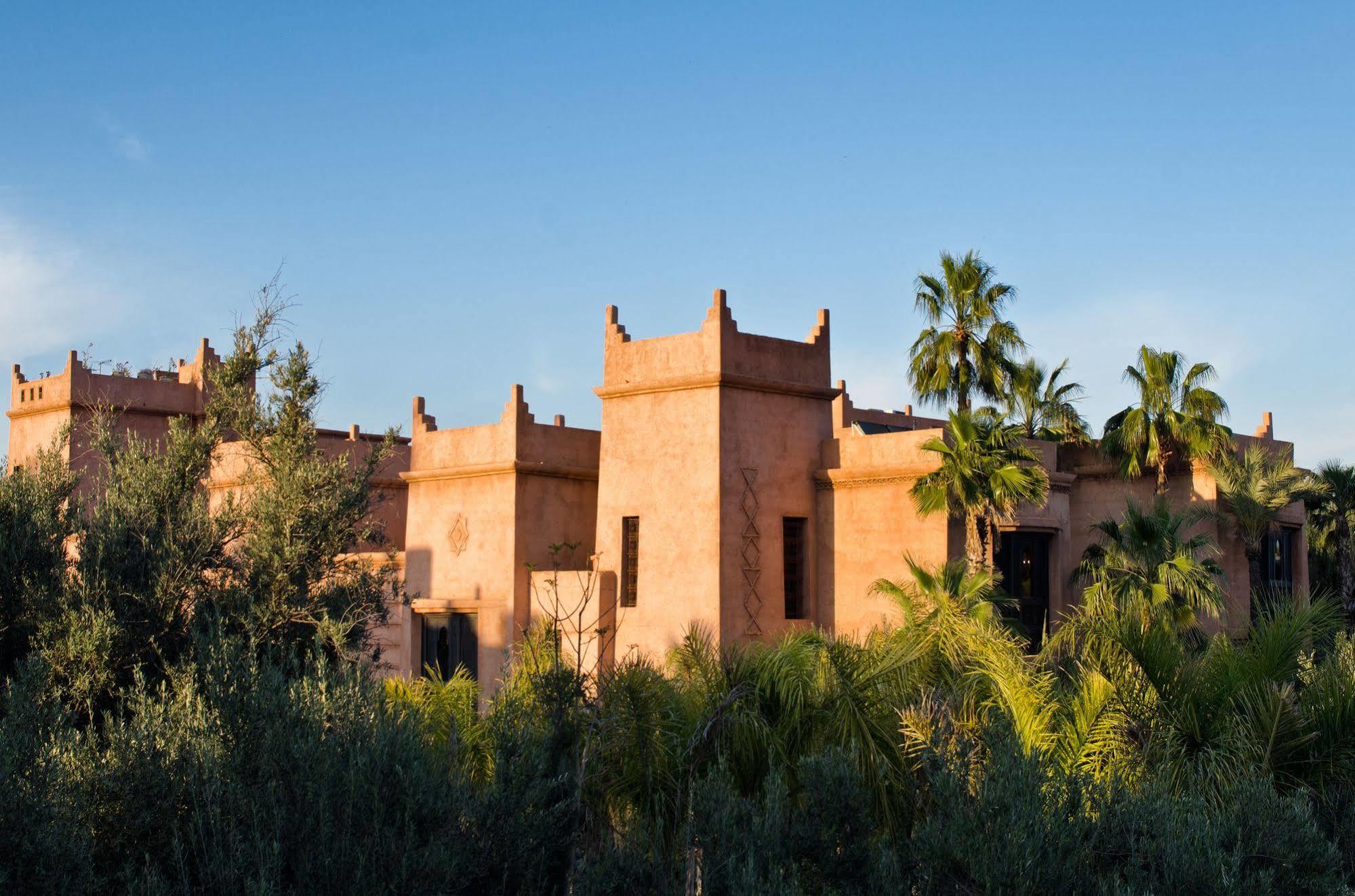 ホテル チグミザ スイーツ&パビリオンズ Ouled Jelal エクステリア 写真 The hotel's main building